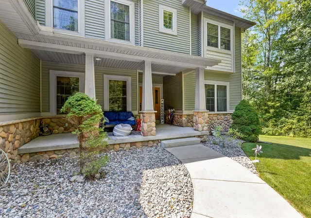 Photo 3 of Single family home for sale at 1566 E Shearer Rd, Hope, MI 48628 | MLS# 50217543 | Listing updated on 2026-10-08
