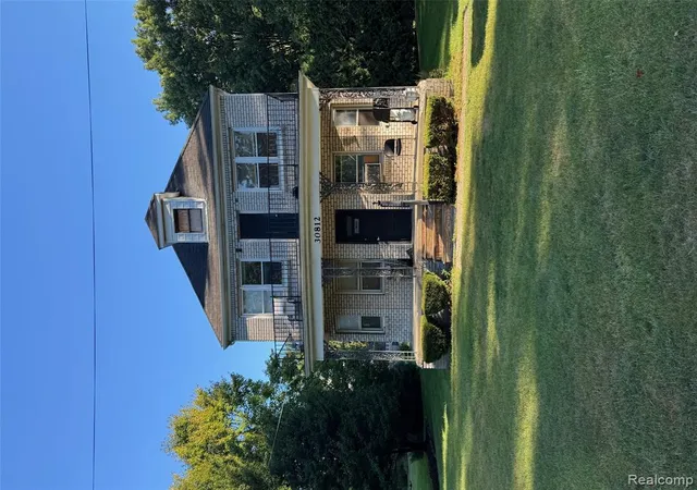 1st image of 30812 Fink Ave, Farmington Hills, MI 48336 | MLS# 60933013