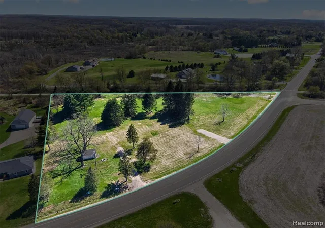 Homes for sale in Pinckney, MI | Vl 286 Acres W M-36, Pinckney, MI 48169 | MLS# 60986640
