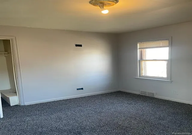 Photo 3 of Single family home for sale at 19192 Eureka St, Detroit, MI 48234 4211 | MLS# 61012120 | Listing updated on 2026-10-21