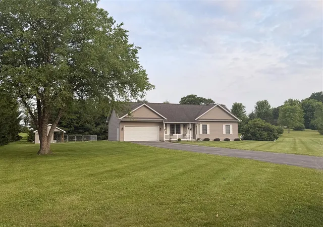 Homes for sale in East Leroy, MI | 7885 Lancaster Ln, East Leroy, MI 49051 | MLS# 70537481