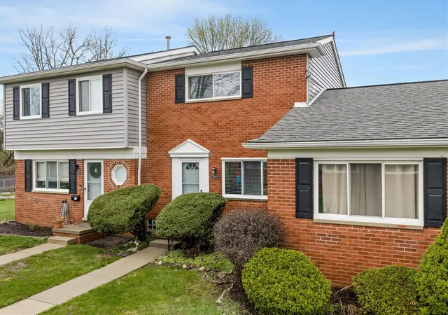 Homes for sale in Auburn Hills, MI | 3045 Elstead St, Auburn Hills, MI 48326 | MLS# 70526278