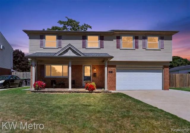 Photo 1 of Sale Pending at 9312 Elaine Ct, Taylor, MI 48180 3621 | MLS# 61025014 | Listing updated on 2026-09-14