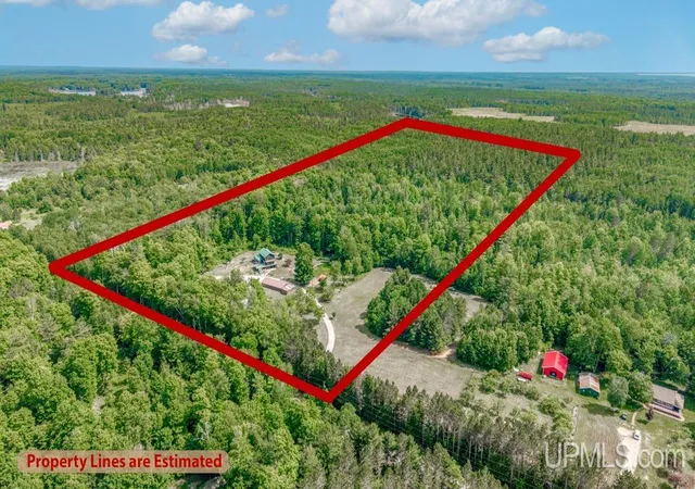 3rd image of 8511 Hyland Rd, Manistique, MI 49854 | MLS# 50213182