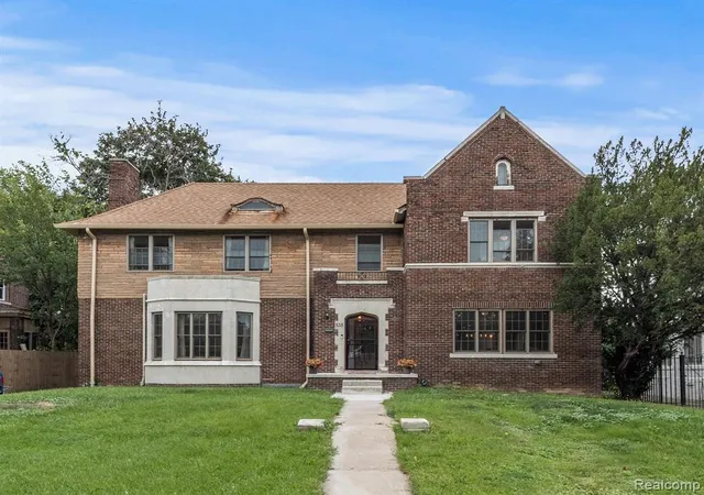 1st image of 535 Arden Park Blvd, Detroit, MI 48202 | MLS# 61003539