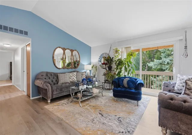 Photo 3 of Sale Pending at 240 Pine Tree Ridge Dr #4, Waterford, MI 48327 | MLS# 70555009 | Listing updated on 2026-09-05