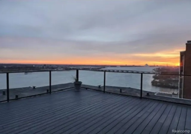 5th image of 8200 Jefferson Ave #803, Detroit, MI 48214 | MLS# 60974897