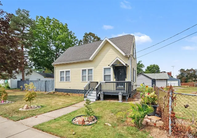 Photo 1 of Single family home for sale at 1719 Palmer Ave, Kalamazoo, MI 49001 | MLS# 70555013 | Listing updated on 2026-09-16