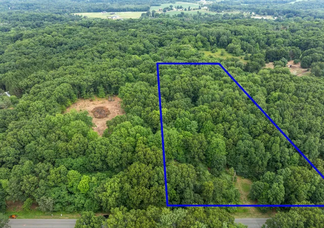 Land for sale at 13271 Beckwith Dr, Lowell, MI 49331 | MLS# 70552465