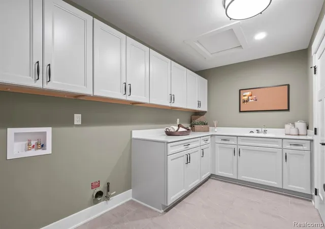 5th image of 14050 Regatta Bay Dr, Utica, MI 48315 | MLS# 60993774
