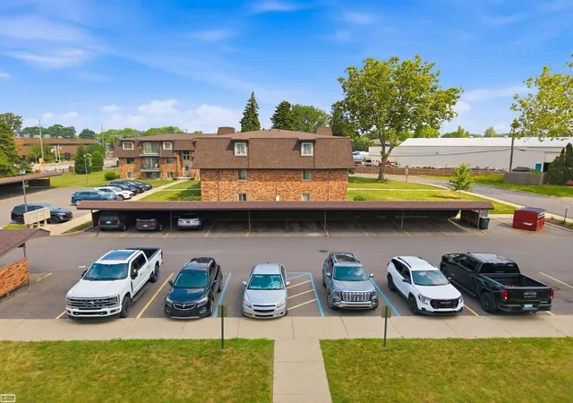 Homes for sale in Saint Clair Shores, MI | 532 Riviera Dr #177, Saint Clair Shores, MI 48080 | MLS# 50211612