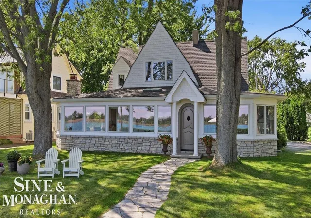 Photo 1 of Sale Pending at 206 Edgewater Ave, Algonac, MI 48001 | MLS# 50217661 | Listing updated on 2026-09-02
