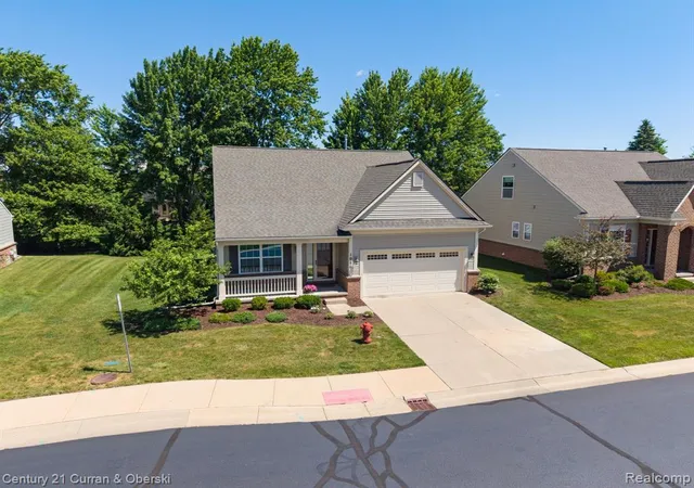 1st image of 1086 Paddock Dr, South Lyon, MI 48178 | MLS# 61009142