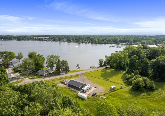 Homes for sale in Manitou Beach, MI | 9265 Devils Lake Hwy, Manitou Beach, MI 49253 | MLS# 50197524