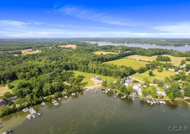 Homes for sale in Manitou Beach, MI | 9265 Devils Lake Hwy, Manitou Beach, MI 49253 | MLS# 50197524