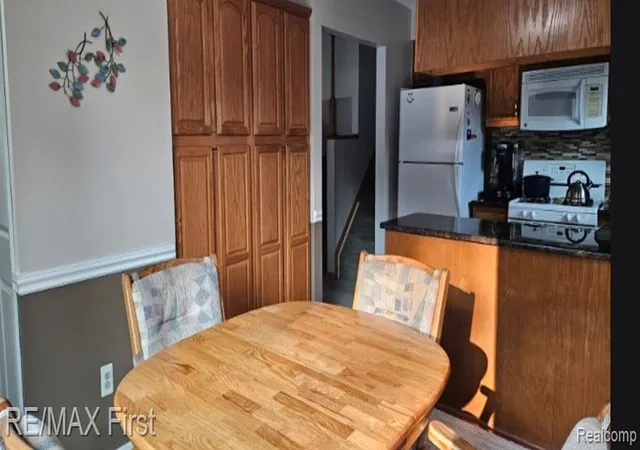 Photo 5 of Sale Pending at 27771 Lorenz St, Madison Heights, MI 48071 3480 | MLS# 61009205 | Listing updated on 2026-09-05