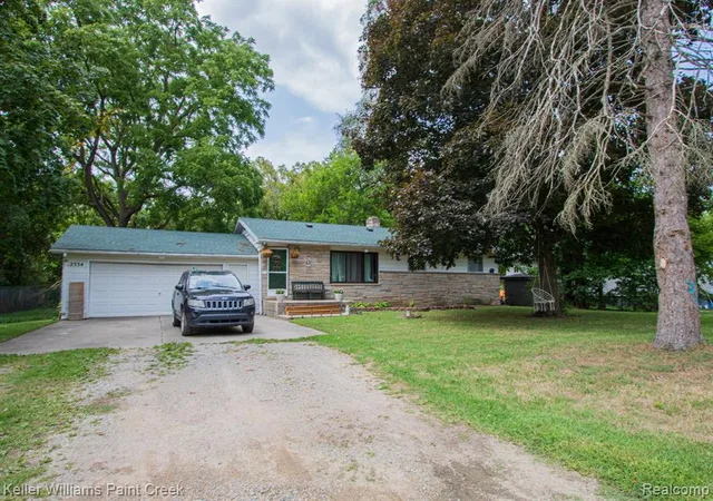 Photo 2 of Single family home for sale at 2334 S Term St, Burton, MI 48519 1033 | MLS# 61025684 | Listing updated on 2026-09-03