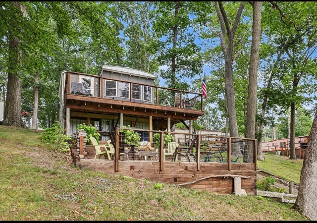 2nd image of 10613 W Briggs Rd, Trufant, MI 49347 | MLS# 70551911