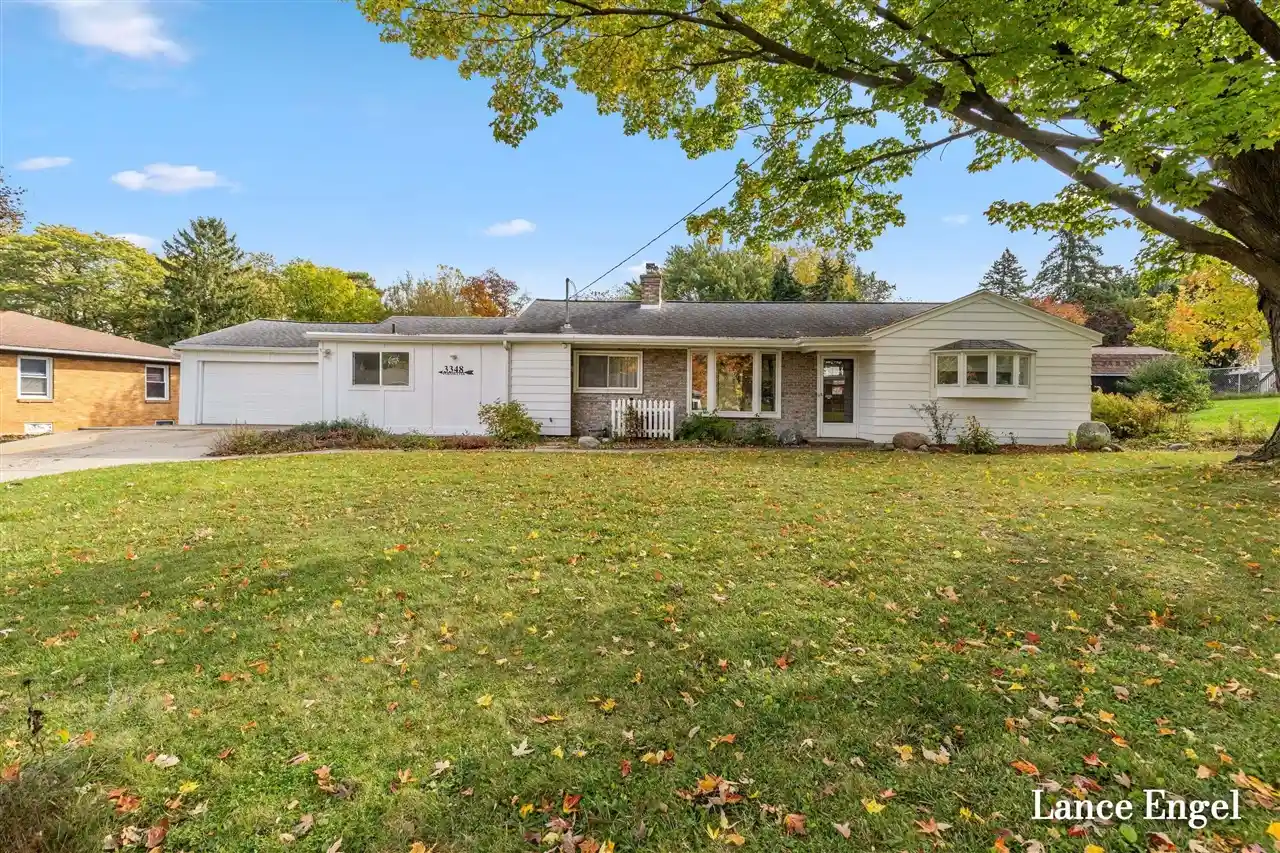 Photo 1 of Sale Pending at 3348 Poinsettia Ave, Grand Rapids, MI 49508 | MLS# 70564789 | Listing updated on 2026-10-18