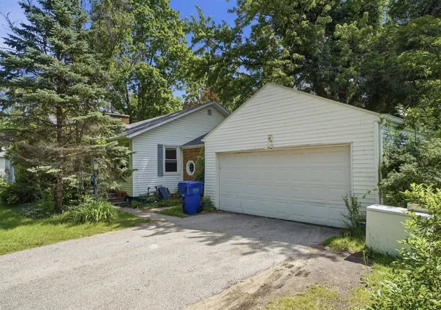 Homes for sale in Benton Harbor, MI | 1443 Ogden Ave, Benton Harbor, MI 49022 | MLS# 70538433