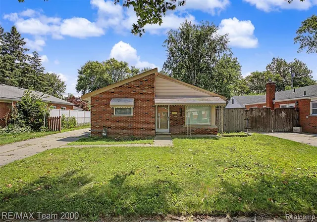 Homes for sale in Dearborn Heights, MI | 4947 Roosevelt Blvd, Dearborn Heights, MI 48125 | MLS# 61010417