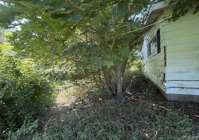 Photo 2 of Single family home for sale at 4310 E Laporte Rd, Freeland, MI 48623 | MLS# 50217625 | Listing updated on 2026-09-16