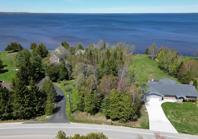 Homes for sale in Manistique, MI | Tbd County Road 441 Road, Manistique, MI 49854 | MLS# 50209087
