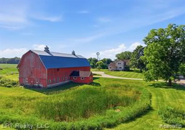 Homes for sale in Fowlerville, MI | 600 Fowlerville Rd, Fowlerville, MI 48836 | MLS# 61009558