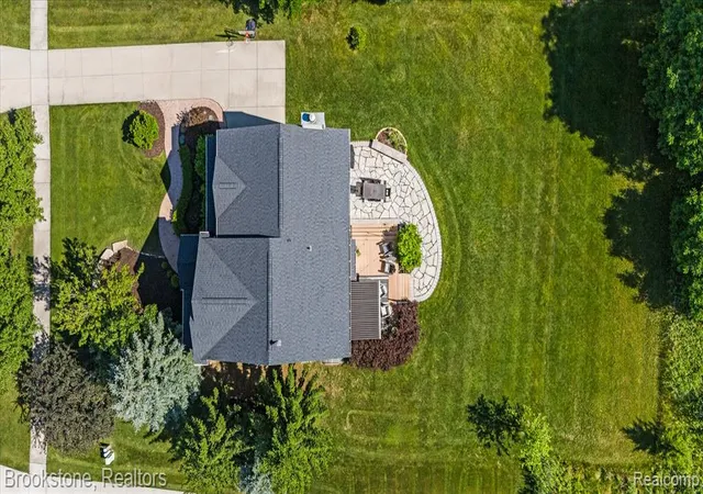 5th image of 1161 Glass Lake Cir, Oxford, MI 48371 | MLS# 61009872