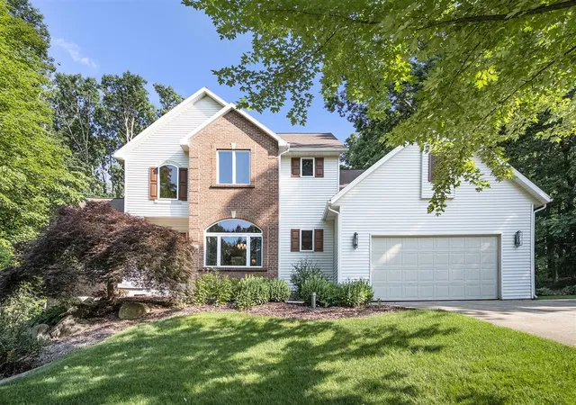 Photo 1 of Sale Pending at 7751 Austinridge Dr, Caledonia, MI 49316 | MLS# 70533486 | Listing updated on 2026-07-29
