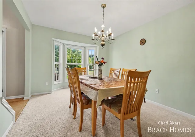Photo 4 of Single family home for sale at 2022 Friesian Ct, Grand Rapids, MI 49505 | MLS# 70555072 | Listing updated on 2026-09-10
