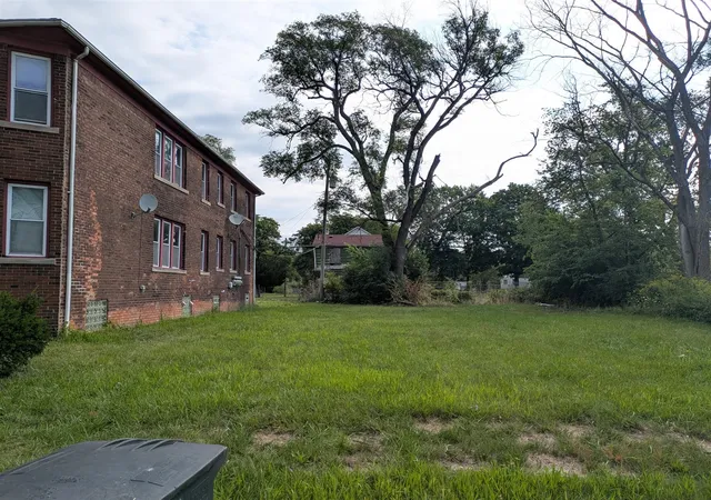 Land for sale at 5626 Roosevelt St, Detroit, MI 48208-1465 | MLS# 70553804