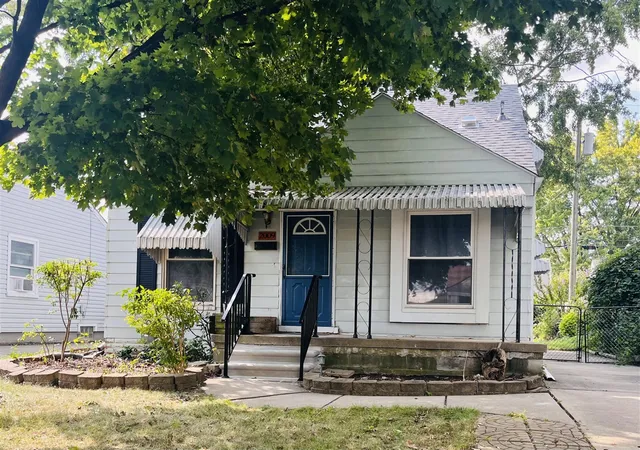 Photo 1 of Sale Pending at 2009 Buckingham Ave, Lincoln Park, MI 48146 | MLS# 70553368 | Listing updated on 2026-09-03