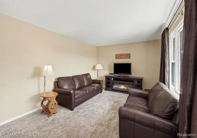 Photo 3 of Sale Pending at 5224 Durwood Dr, Swartz Creek, MI 48473 | MLS# 61018928 | Listing updated on 2026-08-13