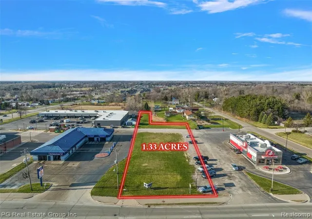 2nd image of 4474 Corunna Rd, Flint, MI 48532 | MLS# 60167133