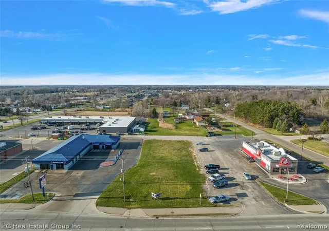 5th image of 4474 Corunna Rd, Flint, MI 48532 | MLS# 60167133