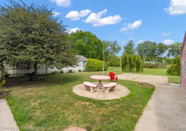 Photo 3 of Sale Pending at 22525 Saint Gertrude St, Saint Clair Shores, MI 48081 2534 | MLS# 61025052 | Listing updated on 2026-10-02