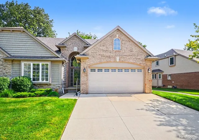 1st image of 30268 Berghway Trl, Warren, MI 48092 6330 | MLS# 61004966