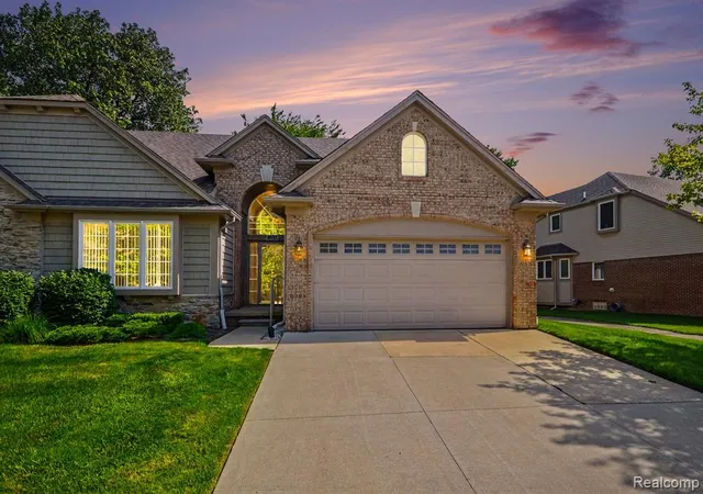 2nd image of 30268 Berghway Trl, Warren, MI 48092 6330 | MLS# 61004966