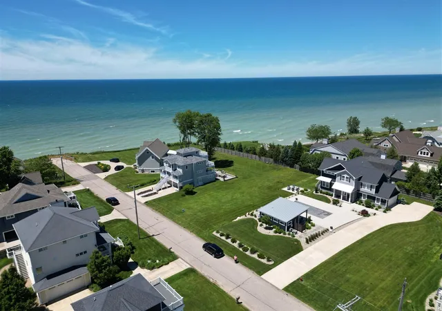 Photo 3 of Land for sale at 7251 Lakeview Ave, South Haven, MI 49090 | MLS# 70527698 | Listing updated on 2026-08-30