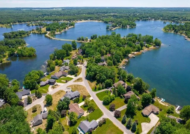 Homes for sale in Stanwood, MI | 9760 Main St, Stanwood, MI 49346 | MLS# 70478445