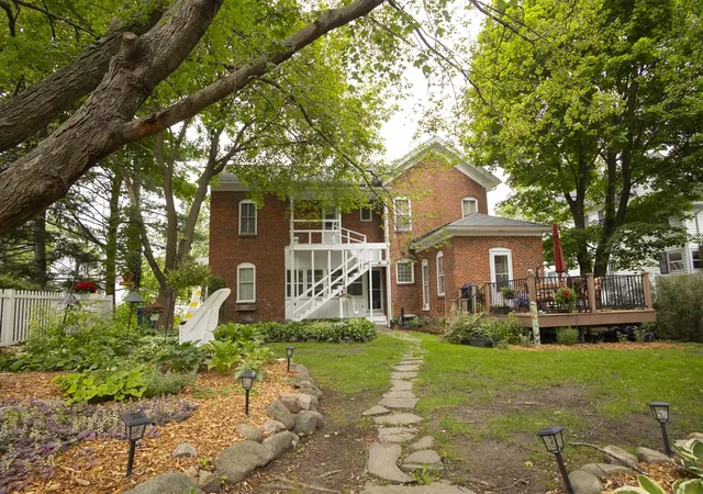 Homes for sale in Vicksburg, MI | 112 E Maple St, Vicksburg, MI 49097 | MLS# 70539789