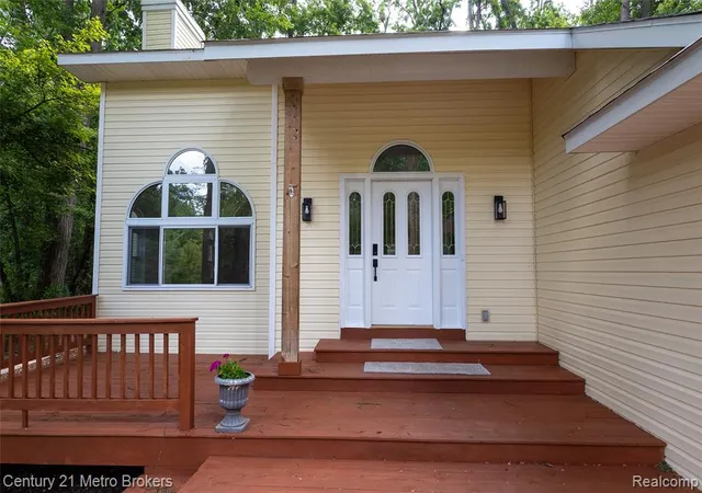 Photo 4 of Single family home for sale at 15117 Locust Grv Dr, Byron, MI 48418 9055 | MLS# 61012928 | Listing updated on 2026-09-04