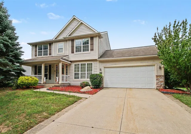 Photo 3 of Single family home for sale at 6627 Winter Creek Rd, Norton Shores, MI 49444 | MLS# 70554548 | Listing updated on 2026-08-25