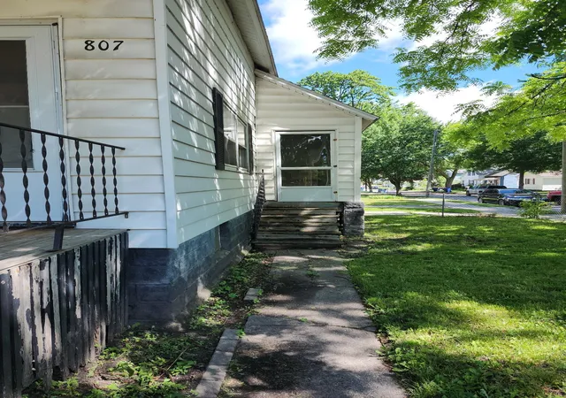 Homes for sale in Bay City, MI | 807 E North Union St, Bay City, MI 48706 | MLS# 80069760
