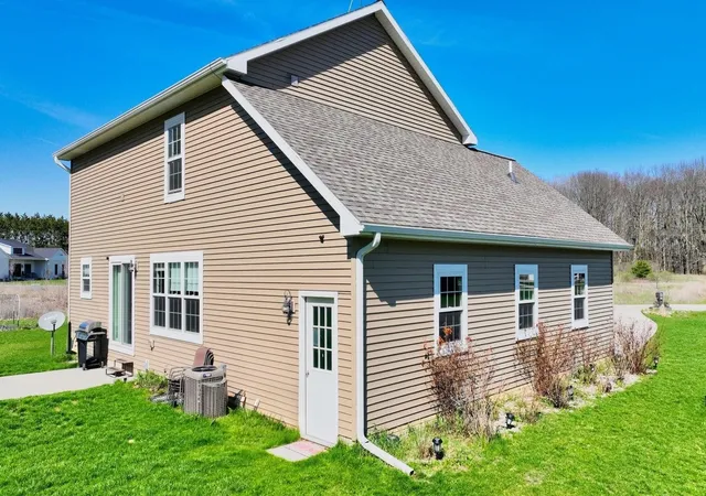 2nd image of 2578 White Pne, Mount Pleasant, MI 48858 | MLS# 80065251