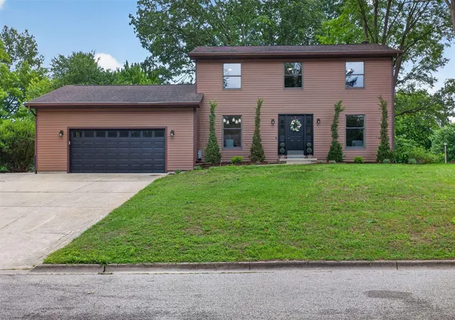 Homes for sale in Jackson, MI | 5129 N Bardstone St, Jackson, MI 49201 | MLS# 70540425