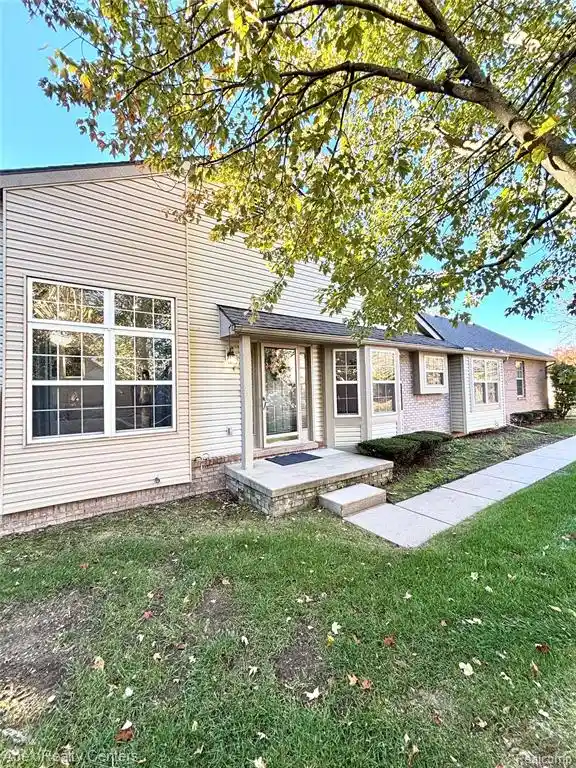 Condo for sale at 41222 Bermuda Dr, Sterling Heights, MI 48314 2073 | MLS# 61040005