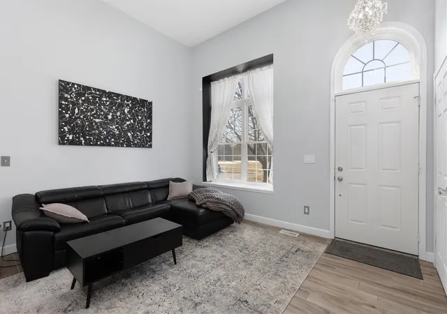 Photo 3 of Condo for sale at 29374 Glen Oaks Blvd, Farmington Hills, MI 48334 | MLS# 70517756 | Listing updated on 2026-03-10