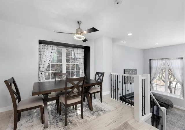 Photo 4 of Condo for sale at 29374 Glen Oaks Blvd, Farmington Hills, MI 48334 | MLS# 70517756 | Listing updated on 2026-03-10